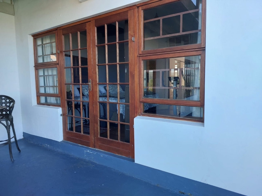 To Let 3 Bedroom Property for Rent in Groot Brakrivier Central Western Cape